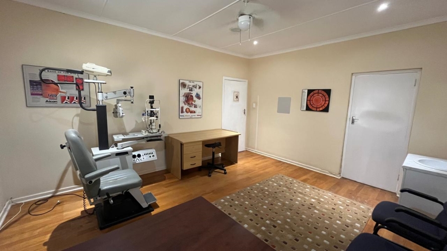  Bedroom Property for Sale in Jeffreys Bay Central Eastern Cape
